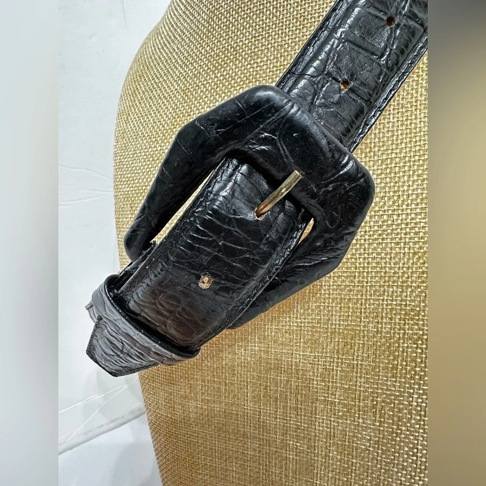 VTG OMEGA Belt Black Leather Textured Croc Women Small 25-27 Leather Buckle 1407